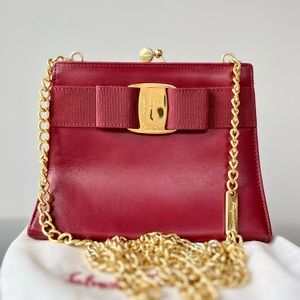 Vintage Salvatore Ferragamo Vara mini bag